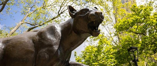Panther statue in front of Cathedral of Learning